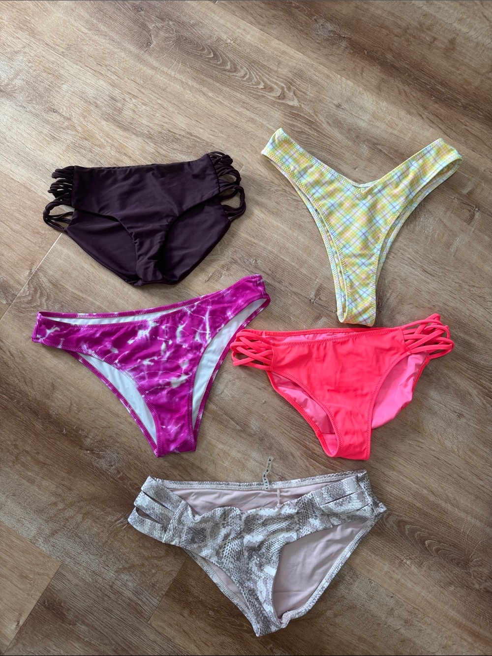 Women’s bikini bottoms. Variety of colors and brands. All size S